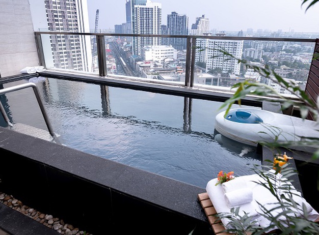 Pool residential suite Jasmine Resort Hotel en Bangkok
